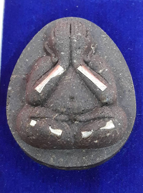 พระปิดตาพญาต่อ ชุบน้ำมันพญาว่าน อาจารย์พรสิทธิ์ วัดสว่างอารมณ์ จ.เชียงใหม่ (องค์ที่2)