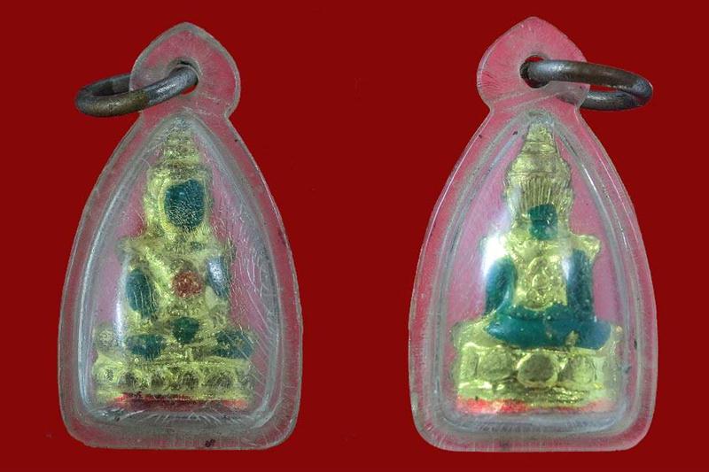 รูปเหมือนปั้ม พระแก้วมรกต พ่อท่านคล้าย วัดสวนขัน ออกวัดท่าแพ นครศรีธรรมราช ปี 2504 (พิมพ์เล็ก) พ่อท่