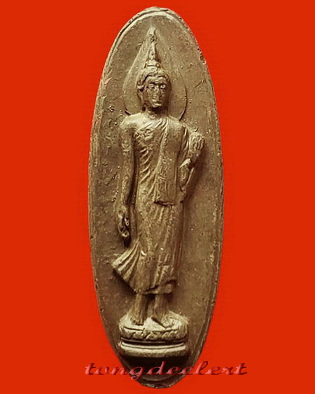 พระลีลา 25 พุทธศตวรรษ เนื้อแร่ จมูกโด่ง หายาก สวยมากค่ะ