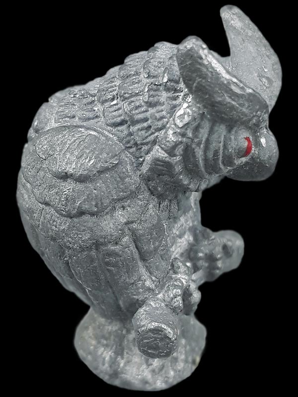 รูปหล่อรัตติกาล (นกฮูก) รุ่น3 หลวงพ่อพิน วัดคลองหวายโป่ง(วัดยางงาม) จ.ระยอง ปี2551