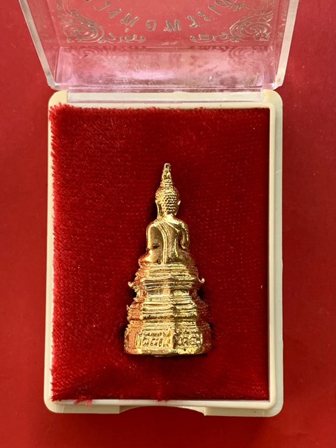 หลวงพ่อพระเลี่ยง วัดมณีโคตร จ.หนองคาย ปี 2541