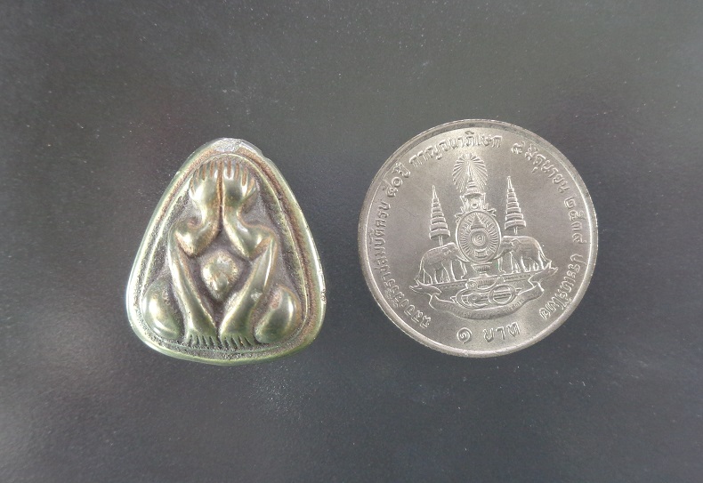 พระปิดตา เนื้อเมฆสิทธิ์ สวยครับ