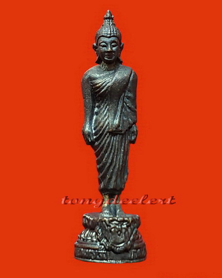 พระพุทธเจ้าปางเปิดโลก หลวงปู่หลิว วัดไร่แตงทอง ปี 2539 ขนาดห้อยคอ สวยมากค่ะ