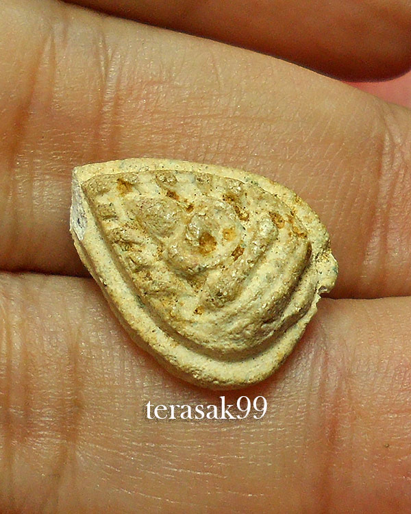 พระกลีบบัว ปลัดใบฎีกาเกลี้ยง วัดสุทัศน์เทพวราราม กทม.ราคาเบาๆ(องค์ที่3)