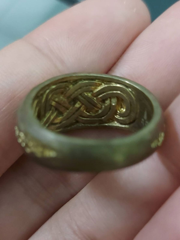 แหวน104ปีมหามงคล พ่อท่านอิ่ม วัดทุ่งนาใหม่ เนื้อทองเหลือง ขนาด62