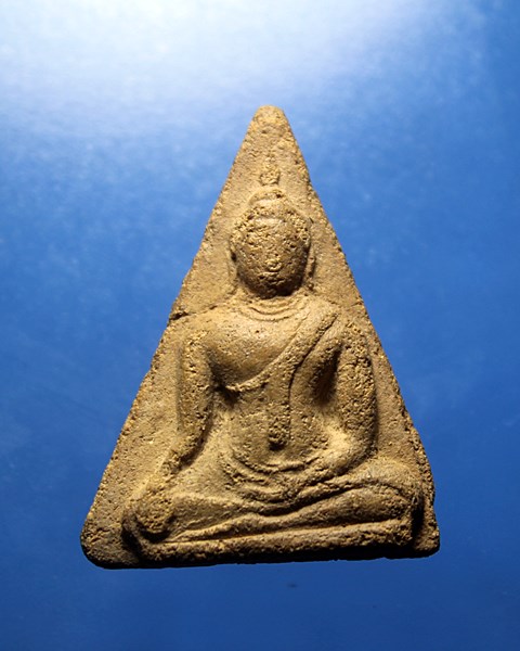 A009พระสมเด็จ นางพญา เนื้อดิน เก่าไม่ทราบที่
