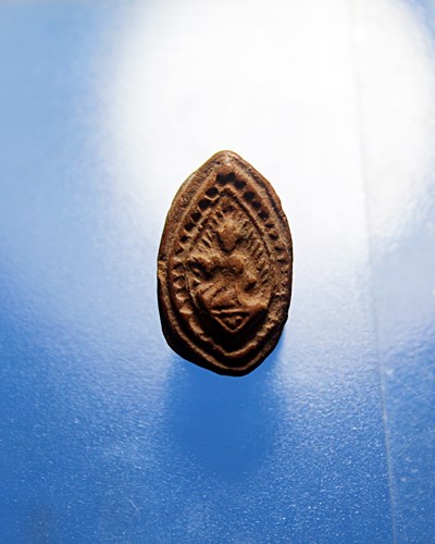 B445นางกวักหลวงพ่อครื้น เนื้อดิน  สภาพสวยๆ ราคาเบาๆ