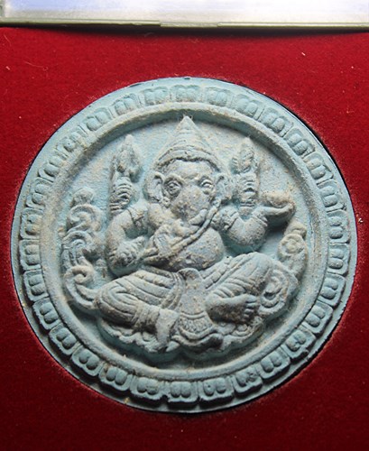 A813 พระพิฆเนศ กรมศิลปากร ปี2550 เนื้อผง พร้อมกล่องเดิมๆ