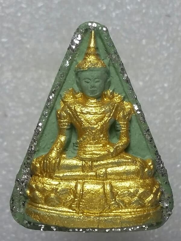 พระพุทธมหาเศรษฐี รุ่นรวย เหลือ ล้น วัดพระธาตุดอยสะเก็ต เชียงใหม่ + กล่อง