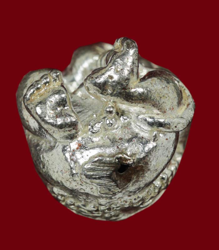 	กุมารดูดรกบันดาลโชค หลวงพ่อเมียน กัลยาโณ วัดจะเนียงวนาราม จ.บุรีรัมย์