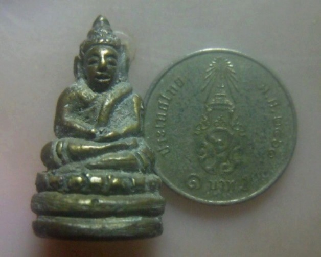 **วัดใจ**รูปหล่อพระพุทธเก่า ปางสมาธิ เนื้อทองผสม เก่าๆไม่ทราบที่**เนื้อจัดๆ สวยๆ เชิญชมครับ