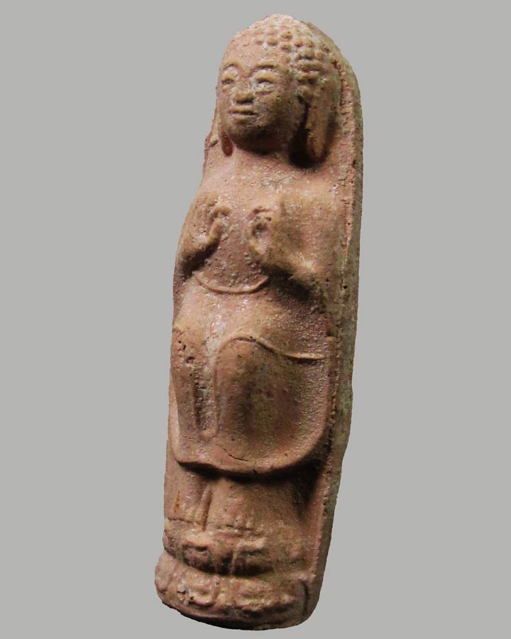 พระทวาราวดีนั่งแท่น หลวงพ่อเต๋ คงทอง วัดสามง่าม จ.นครปฐม พิมพ์กลาง ปี 2514 