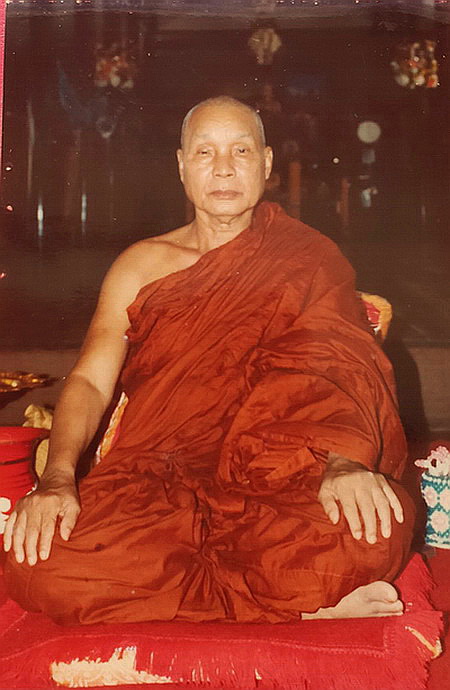 ประคำมือผงว่านเกสร 108 หลวงพ่ออุตตมะ วัดวังก์วิเวการาม อ.สังขละบุรี จ.กาญจนบุรี