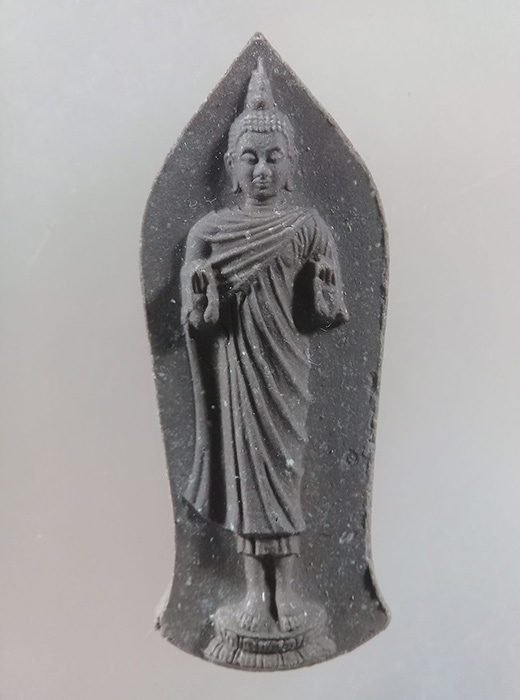 พระพุทธนราวันตบพิธ มวลสาร "เส้นพระเกศา" รัชการที่ 9 และเนื้อ"จีวร" เมื่อครั้งทรงออกผนวช #A1  