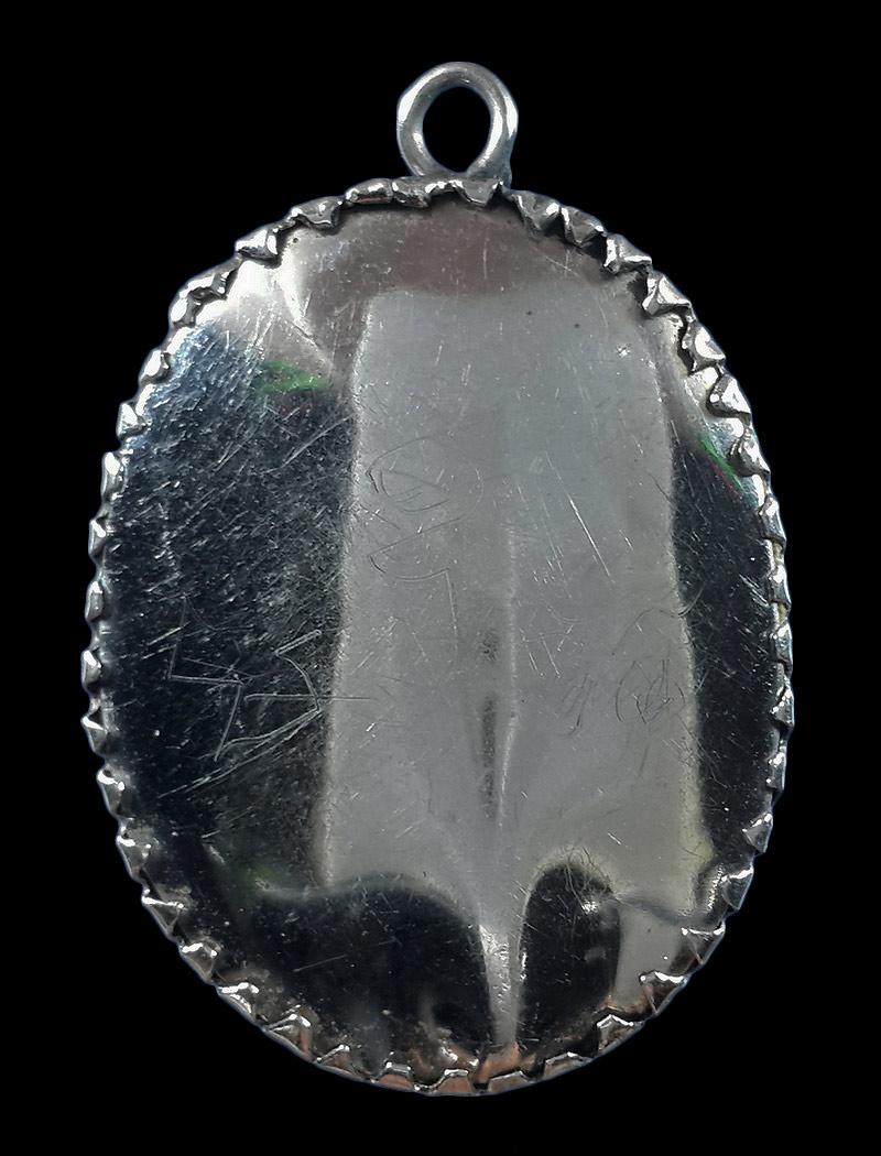 ล็อกเก็ต หลวงพ่อเงิน วัดถ้ำน้ำ จ.ราชบุรี มีจารด้านหลัง 