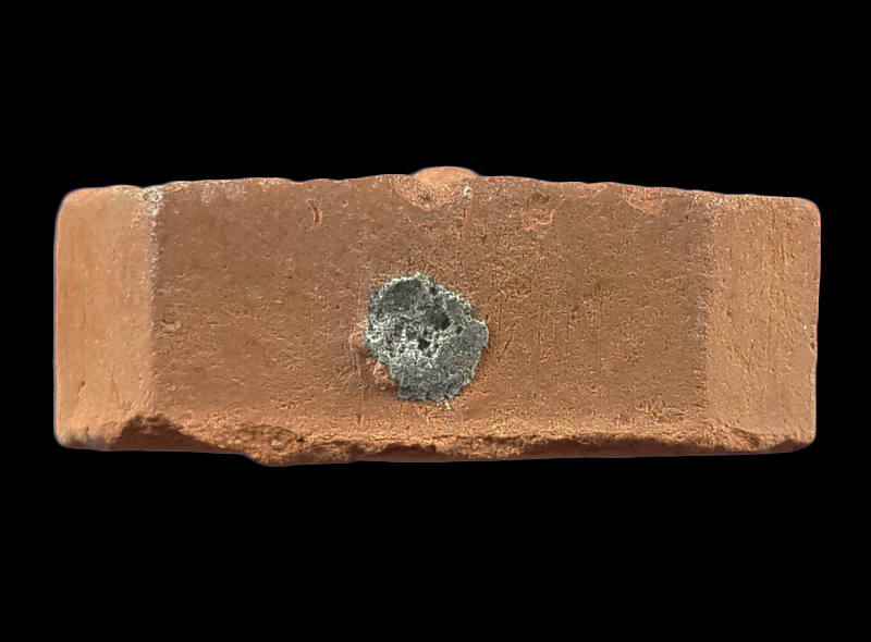 พระเนื้อดินพิมพ์ทรงครุฑ วัดบางนมโค รุ่นสู่มาตุภูมิ ปี33 หลวงพ่อฤาษีลิงดำ ปลุกเสก 