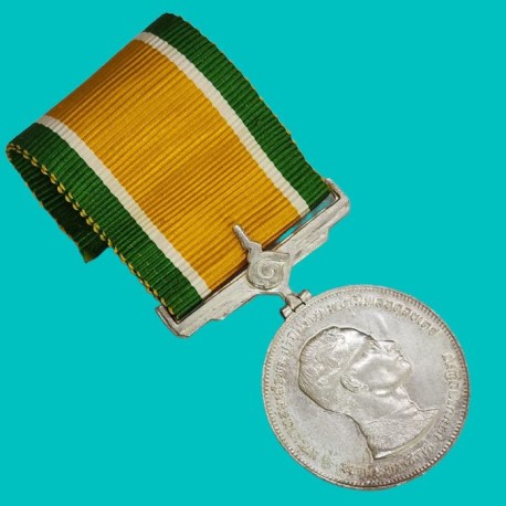 เหรียญแพรแถบเนื้อเงิน ในหลวงร.9 ที่ระลึกพระราชพิธีฉลองสิริราชสมบัติครบ25ปี เนื้อเงิน ปี 2514