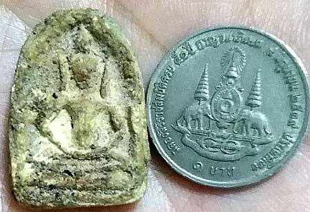 *พระผงกรุวัดเงินคลองเตย กทม. พิมพ์ซุ้มกอ ฐานเตี้ย แขนหักศอก*