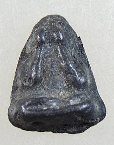 พระปิดตา เนื้อตะกั่ว องค์เล็ก