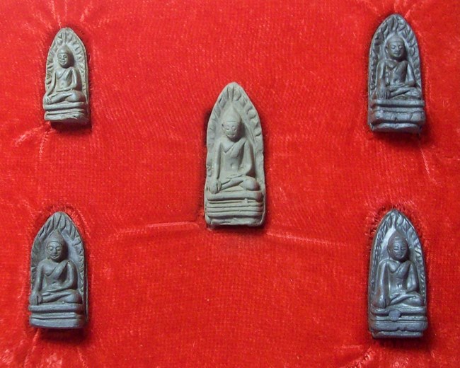 ชุดพระรอด วัดมหาวัน รุ่น 1 สร้างที่ยมกปาฏิหาริย์สาวัตถีอินเดีย