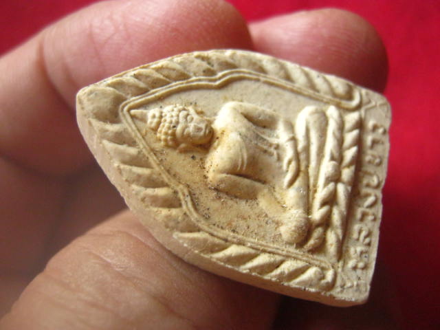 พระผงหลวงปู่ขาว พิมพ์เจ้าสัว วัดศรัทธาธรรม สมุทรสงคราม ลป.หมุน ปลุกเสก