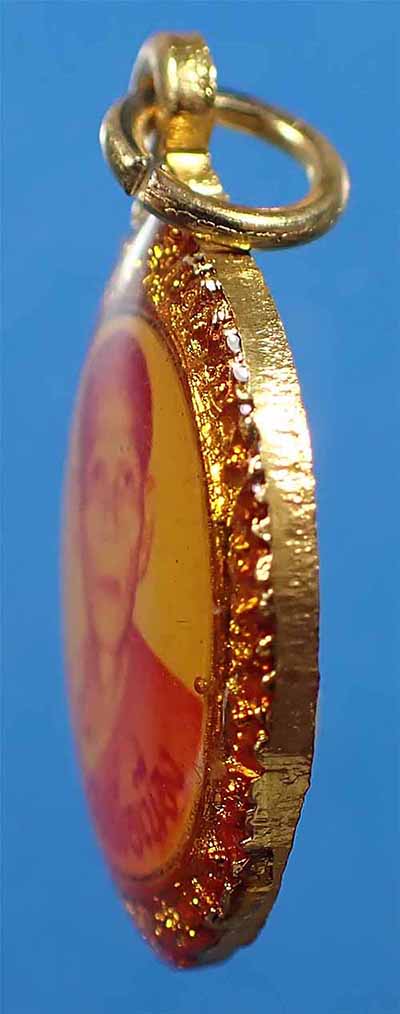 ขายขาดทุน!!!ล็อกเกตหลวงพ่อเนื่อง วัดจุฬามณี แท้เก่าแก่มาตั้งแต่ปี พ.ศ.๒๕๒๕+บัตรรับรองพระแท้*112