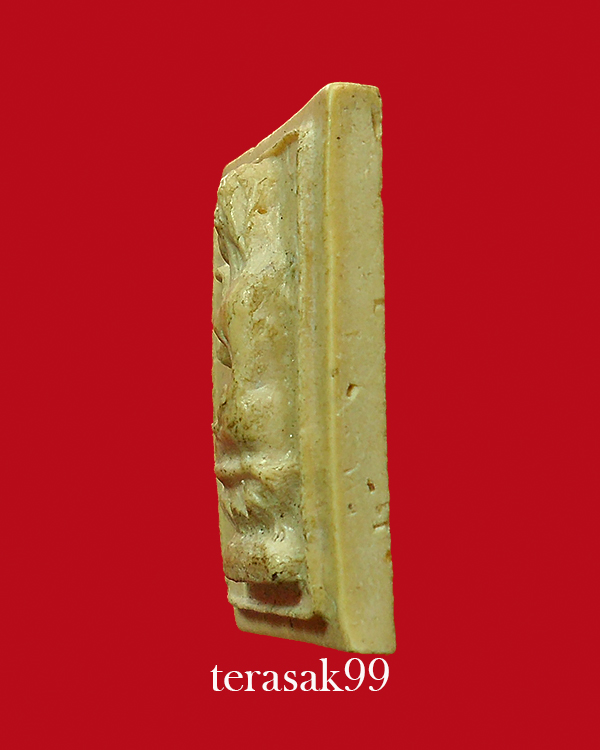 พระแม่นางกวัก วัดมฤคทายวัน พิมพ์กลางหลังเรียบ เนื้อผงน้ำมัน จ.ประจวบคีรีขันธ์