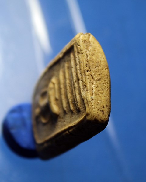 B231พระพิมพ์สมเด็จ พิมพ์ 3 ชั้น หลวงปู่อ้น วัดบางจาก สมุทรสงคราม สภาพสวย เนื้อหนึกมัน