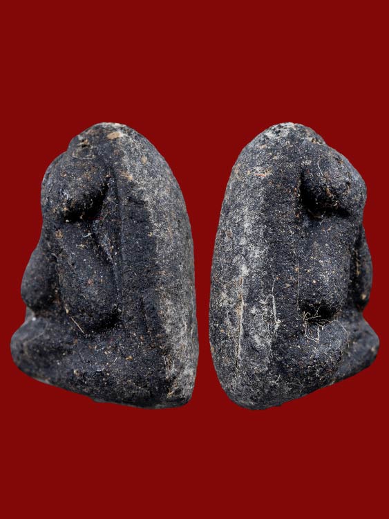 ปิดตาเม็ดบัวหลวงปู่เอี่ยม วัดหงษ์ จังหวัดปทุมธานี เนื้อผงคลุกรัก พร้อมบัตรรับประกันพระแท้