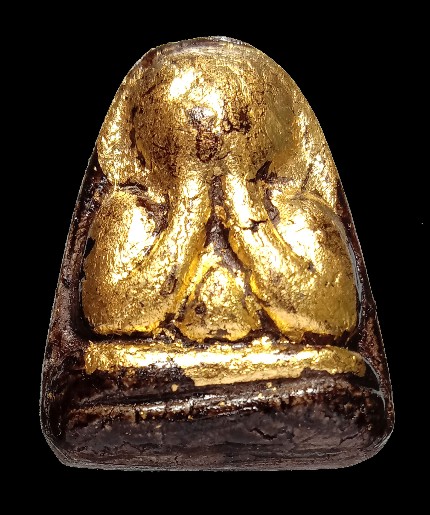 เคาะเดียว...ปิดตาหลวงพ่อปาน วัดเครือวัลย์ ชลบุรี พิมพ์จัมโบ้หลังแบบ เนื้อผงลงรักปิดทอง สวยแชมป์ 