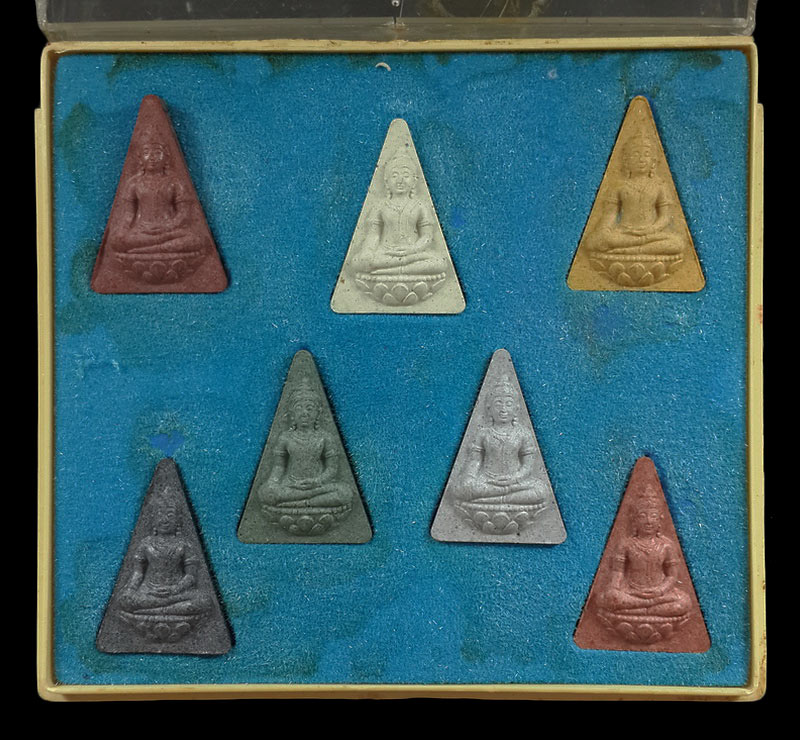 พระสมเด็จนางพญา สก. เฉลิมพระชนมพรรษา 6 รอบ สมเด็จพระนางเจ้าสิริกิติ์ ปี47