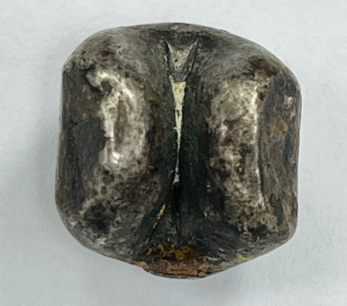 พดด้วงเงิน ตราพระแสงจักร - ตราครุฑ สมัยรัชกาลที่ 2 ขนาด 1บาท