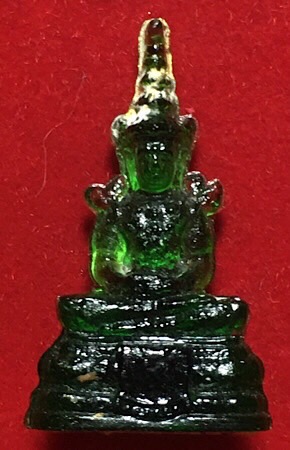 พระแก้วมรกตเนื้อแก้วสีเขียว (NY) หลวงพ่อถาวร ณ.วัดพุทธไทยถาวรวราม นิวยอร์ก