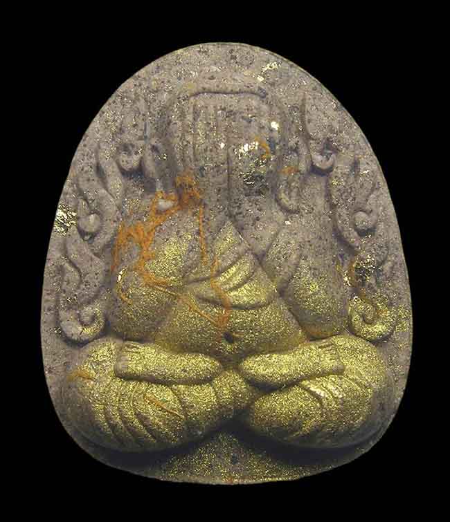 ปิดตากนกข้างบูชาครู หลวงปู่นงค์ วัดบางน้ำชน ก.ท.ม.