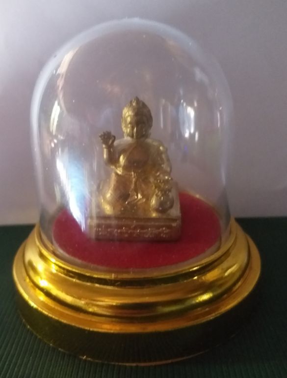 แม่นางกวักรุ่นสารพัดนึก หลวงพ่อกำจัดวัดป่าสักขนาด1นิ้วพร้อมครอบ