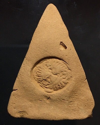 พระนางพญา หลวงพ่อปีวัดลานหอย (เนื้อดิน) จ.สุโขทัย