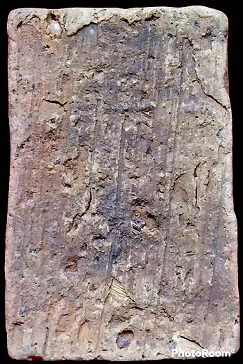 *พิมพ์มารวิชัย ข้างยันต์ ฐานพ.ศ.๒๔๗๓ เนื้อดินเผา หลวงพ่อพ่วง วัดกก บางขุนเทียน ฝั่งธนฯ*