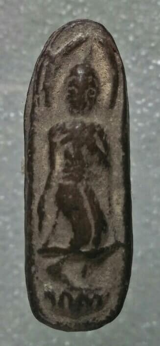 พระลีลา เนื้อผงใบลาน 