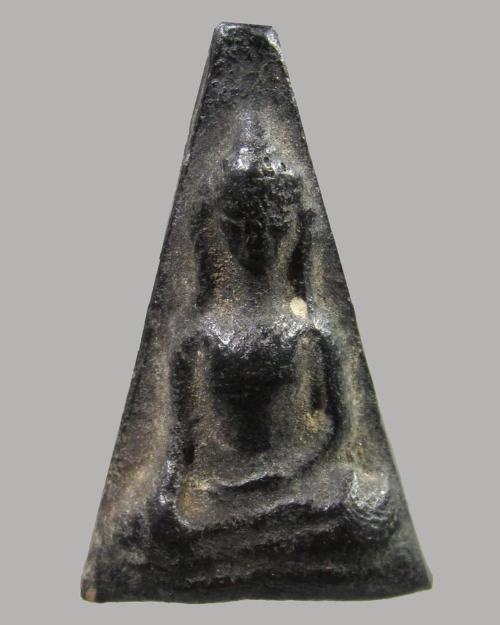 พระอู่ทองออกศึก พิมพ์ผงสุพรรณ วัดพระศรีรัตนมหาธาตุ สุพรรณบุรี ปี 2510(หลวงพ่อมุ่ยเสก)