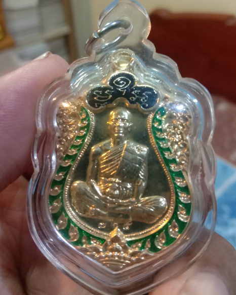 หลวงพ่อคูณ"ปาฎิหารย์eod"เสมากะไหล่เงินสวยกริ๊บ