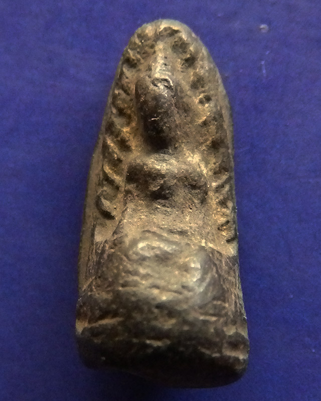 พระรอดเขี้ยวงู สูง 1 ซ.ม.