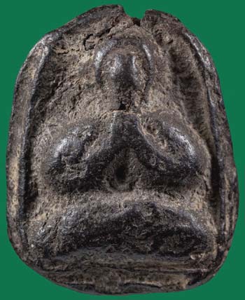 *พระปิดตา หลวงพ่อชื้อ วัดชนะสงสารฯ ฉะเชิงเทรา เนื้อผงคลุกรัก*