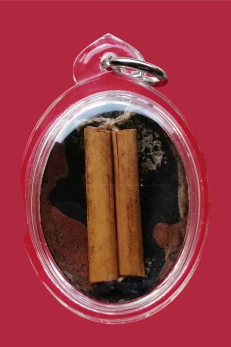 ล็อกเก๊ตหิน หลวงพ่อสังวาลย์ เขมโก วัดทุ่งสามัคคีธรรม อ.ด่านช้าง จ.สุพรรณบุรี 