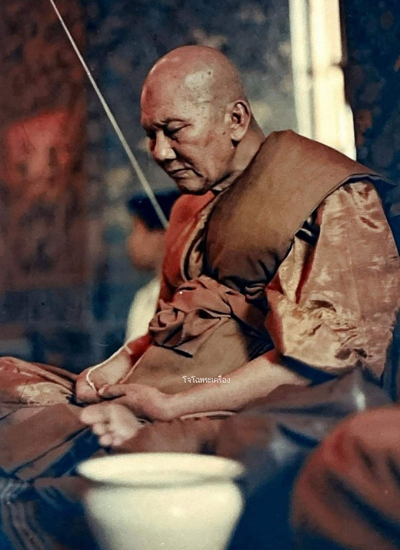 พระผงเนื้อว่าน108 พระพุทธสีหบัญชร วัดนก กรุงเทพฯ ปี26 