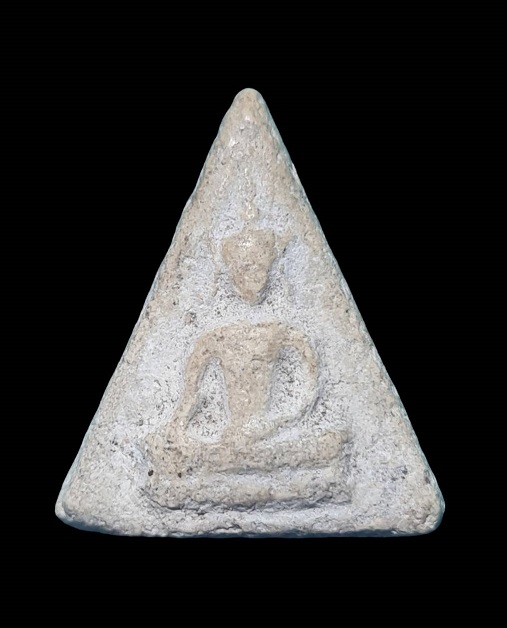 สมเด็จหลวงปู่นาค วัดระฆัง พิมพ์สามเหลี่ยม พ.ศ.2495