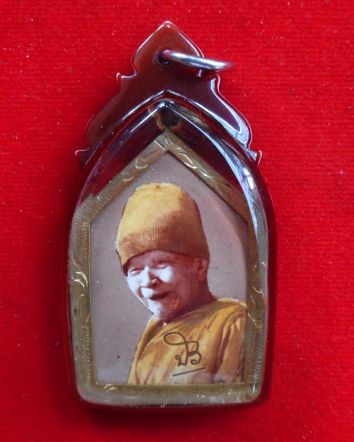  ล็อกเก็ตห้าเหลี่ยม องค์หลวงตามหาบัว วัดป่าบ้านตาด จังหวัดอุดรธานี