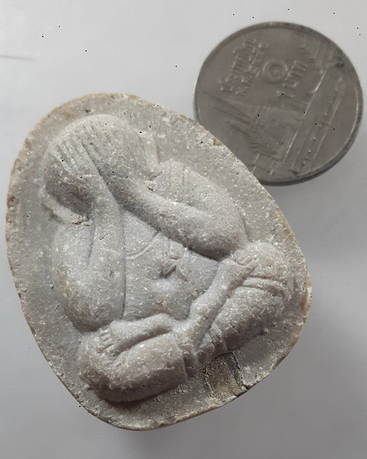 " พระปิดตา ผงเกสร หลังยันต์ดวง คูณลาภ คูณเงิน คูณทอง หลวงพ่อคูณ ปริสุทฺโธ วัดบ้านไร่ จ.นครราชสีมา ฝั