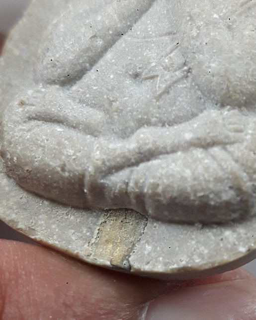 " พระปิดตา ผงเกสร หลังยันต์ดวง คูณลาภ คูณเงิน คูณทอง หลวงพ่อคูณ ปริสุทฺโธ วัดบ้านไร่ จ.นครราชสีมา ฝั