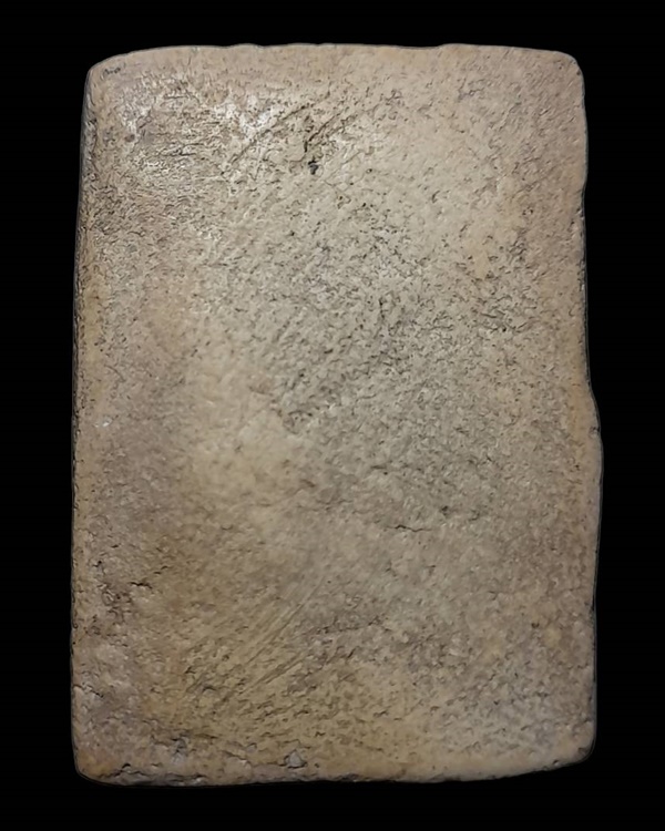 พระสมเด็จเกศไชโย พิมพ์ 7 ชั้นไหล่ตรง 