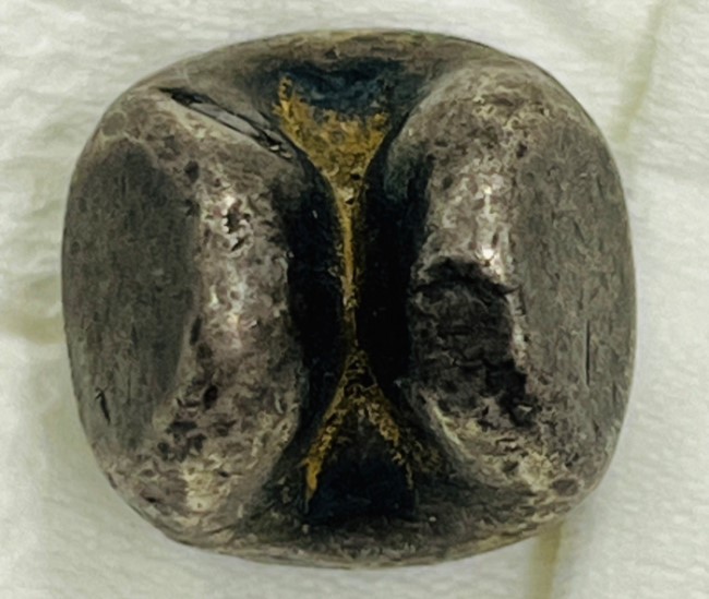 พดด้วงสมัยอยุธยา หนัก1บาท เนื้อเงิน